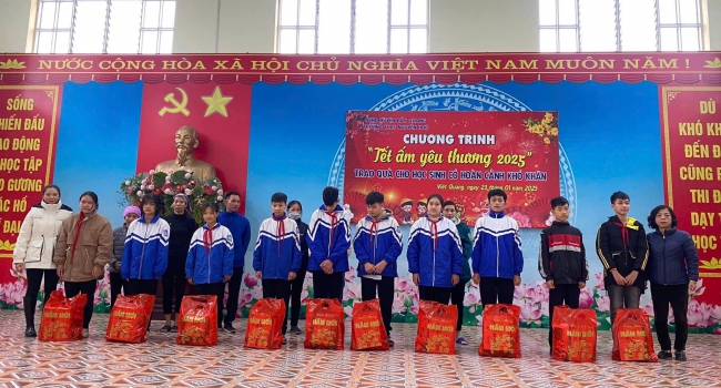 CHƯƠNG TRÌNH TẾT ẤM YÊU THƯƠNG 2025